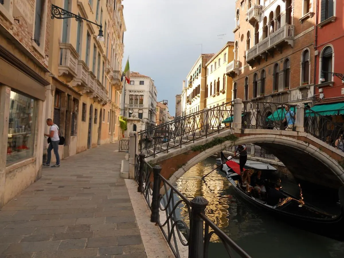 Ca Della Musica Venezia Santa Croce Apartment